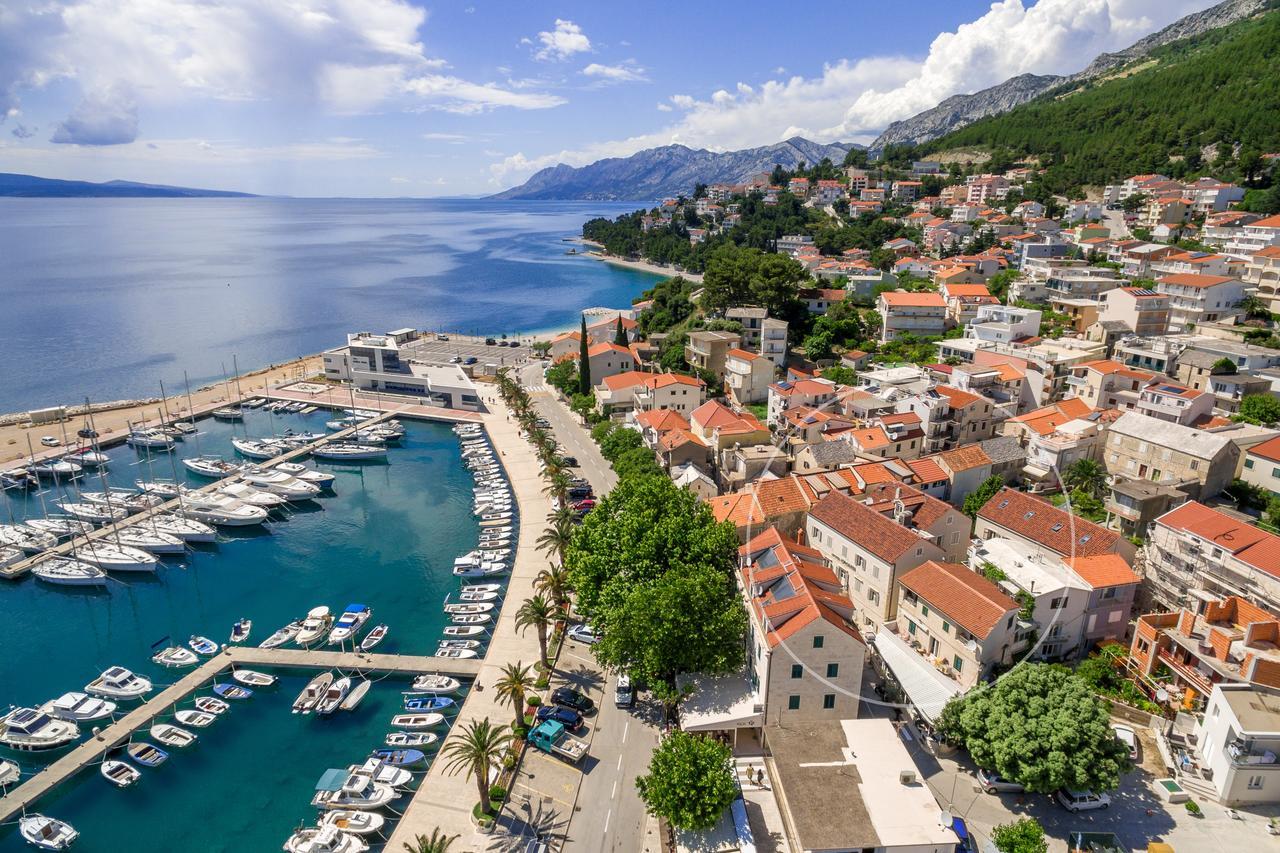 Hotel Croatia Baska Voda Bagian luar foto